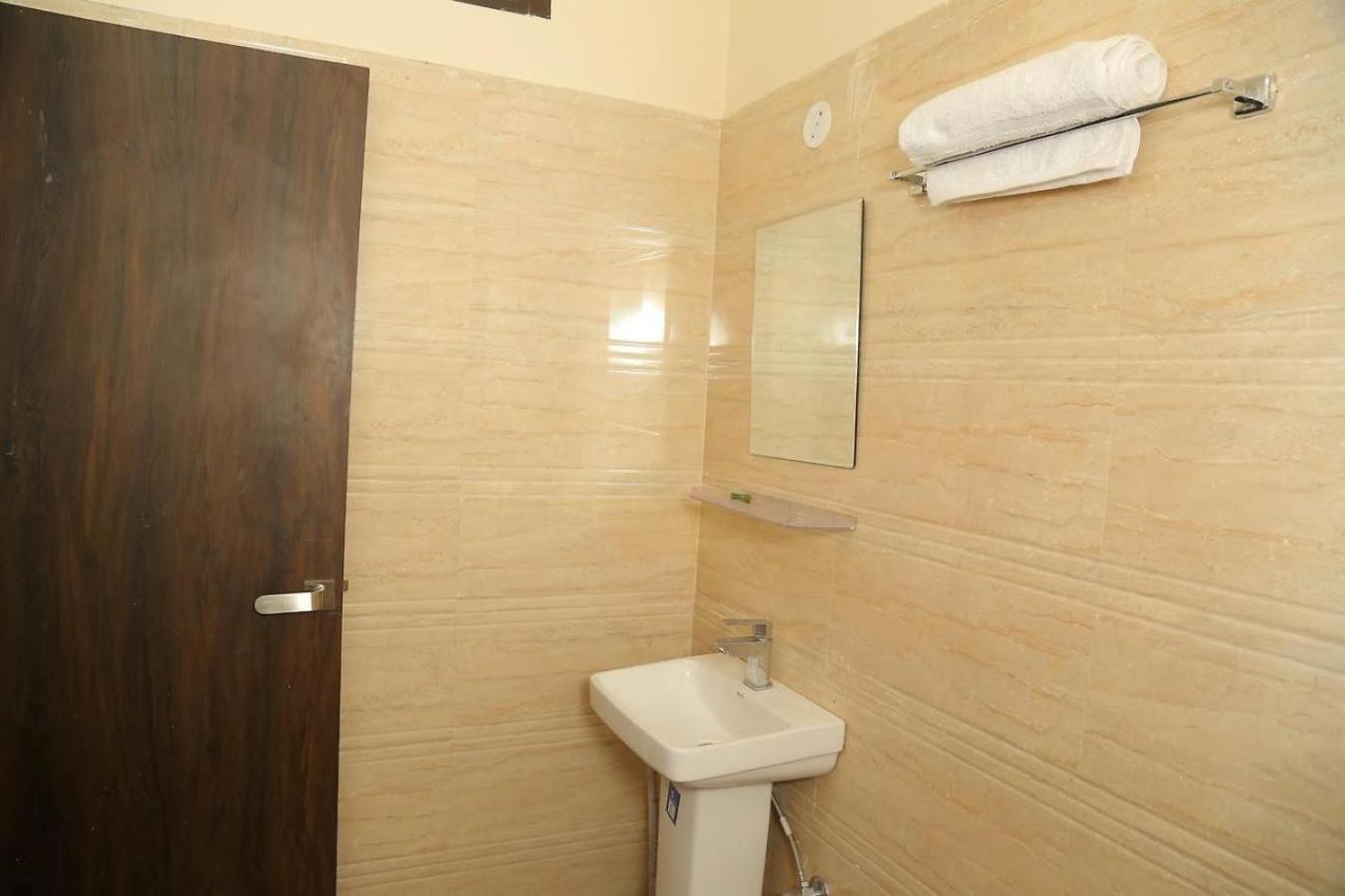 Hotel Golden Dreams Amritsar Luaran gambar
